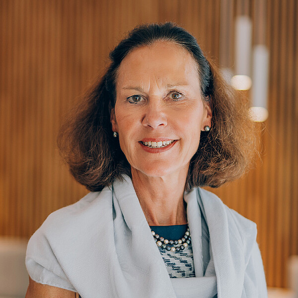 Prof. Dr. Regine Cramer